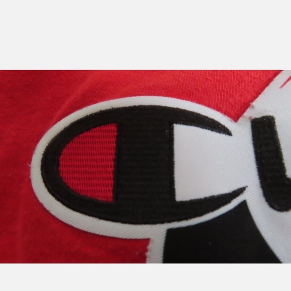 Vintage Champion Red T-Shirt with Original C logo - Picture 4 of 10